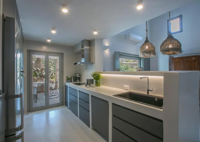 Ada Mykonos * Mykonos Town